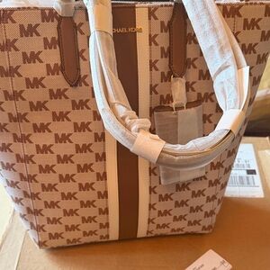 Michael Kors Signature Brown and Cream Tote